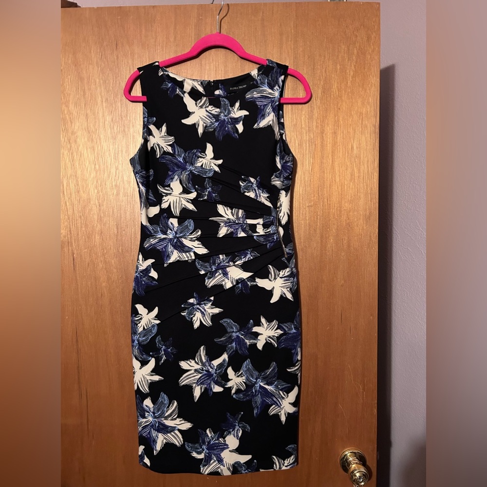 A navy floral sheath to trump the rest!